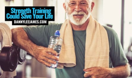 strength training older man smiling in gym with good heart health achieved without aerobic exercise